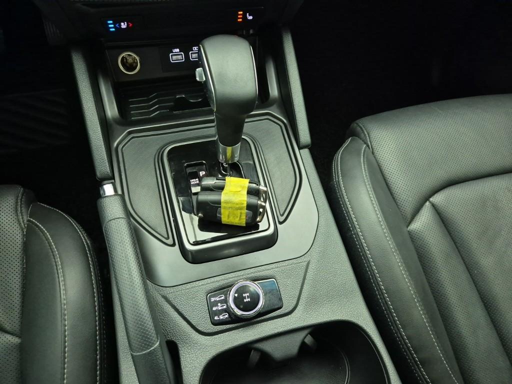 Ssangyong Rexton - Vista 10