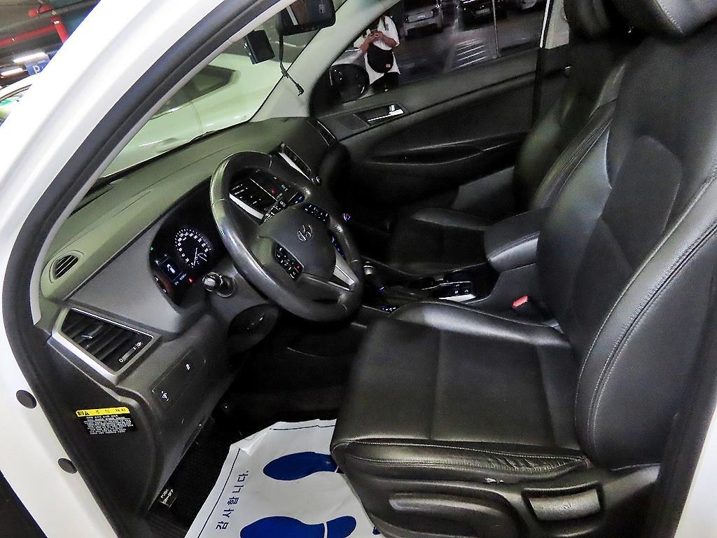 HYUNDAI Tucson - Vista 8