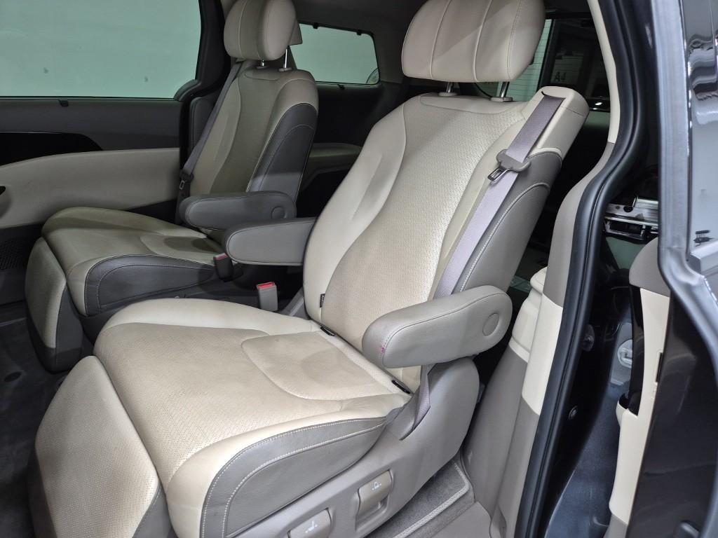 KIA Carnival 2022 Gris - Importación desde Corea - HF Imports Iquique - Foto 14