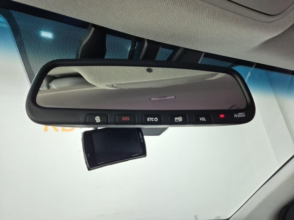 HYUNDAI Avante 2019 Blanco - Importación desde Corea - HF Imports Iquique - Foto 18