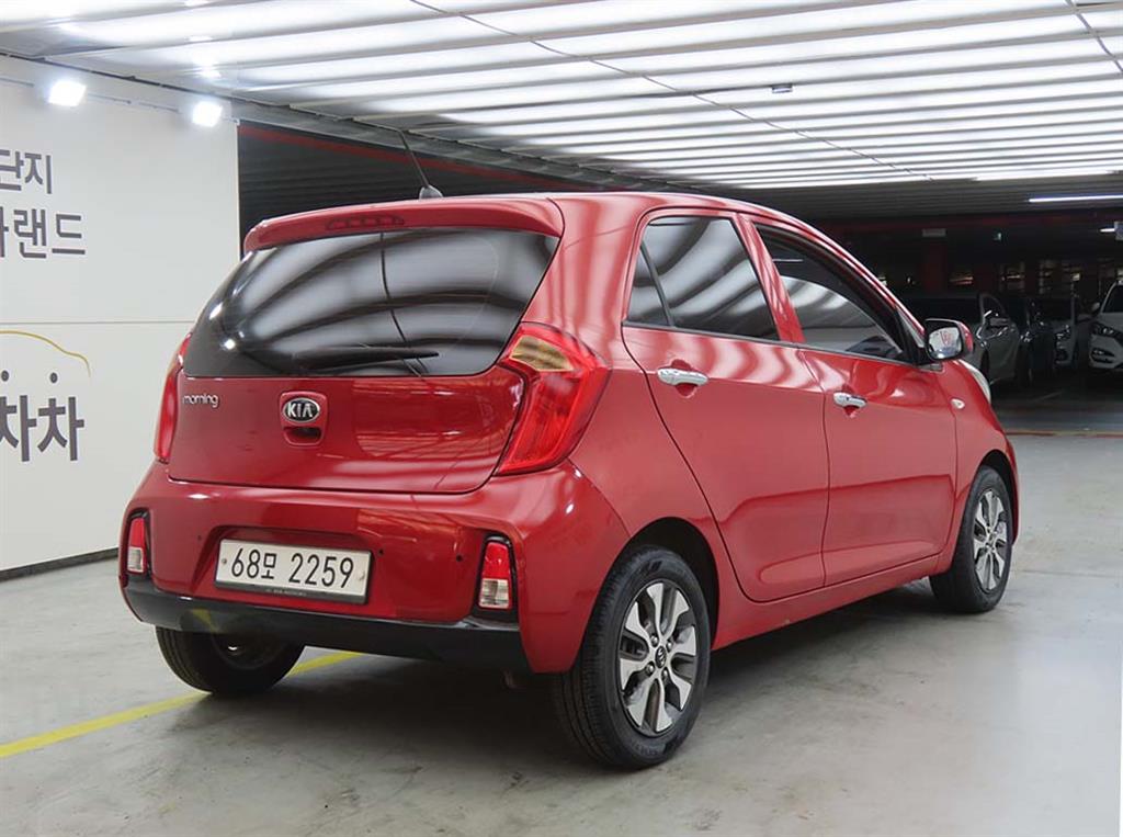 KIA Morning - Vista 6