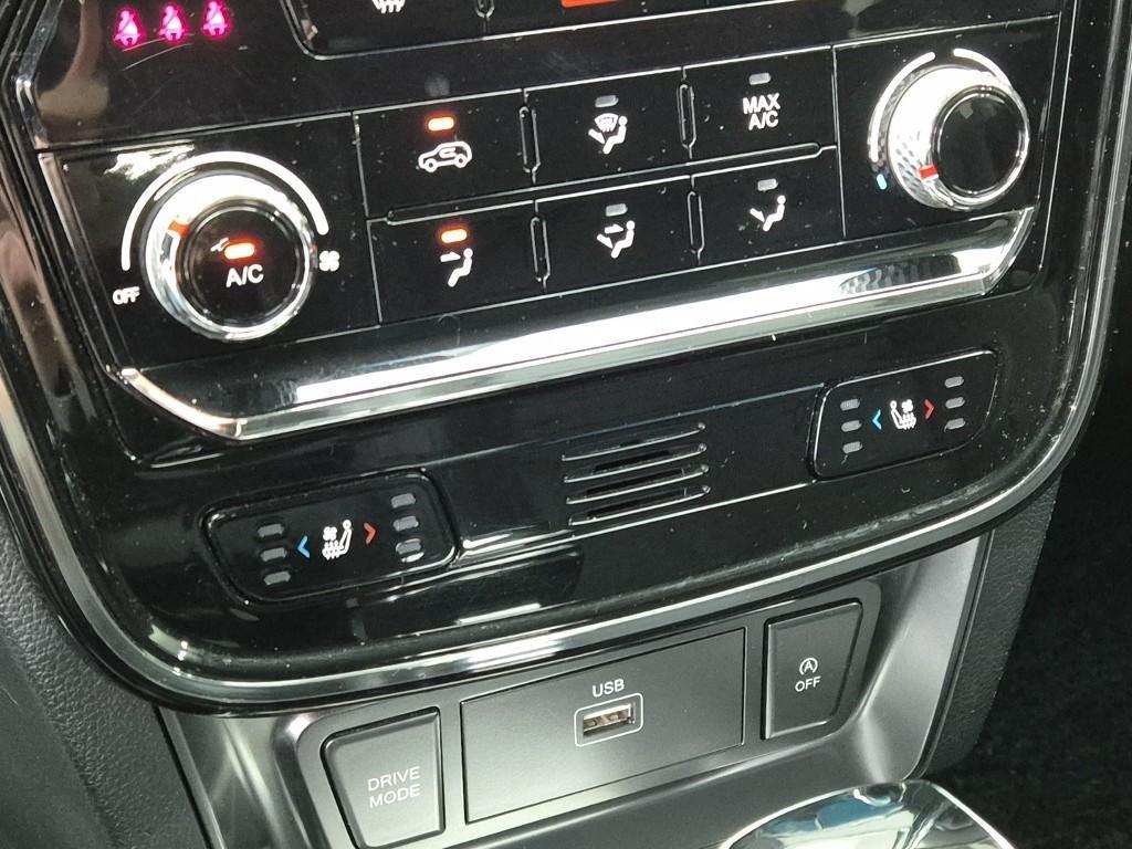 Ssangyong Tivoli 2021 Blanco - Importación desde Corea - HF Imports Iquique - Foto 18