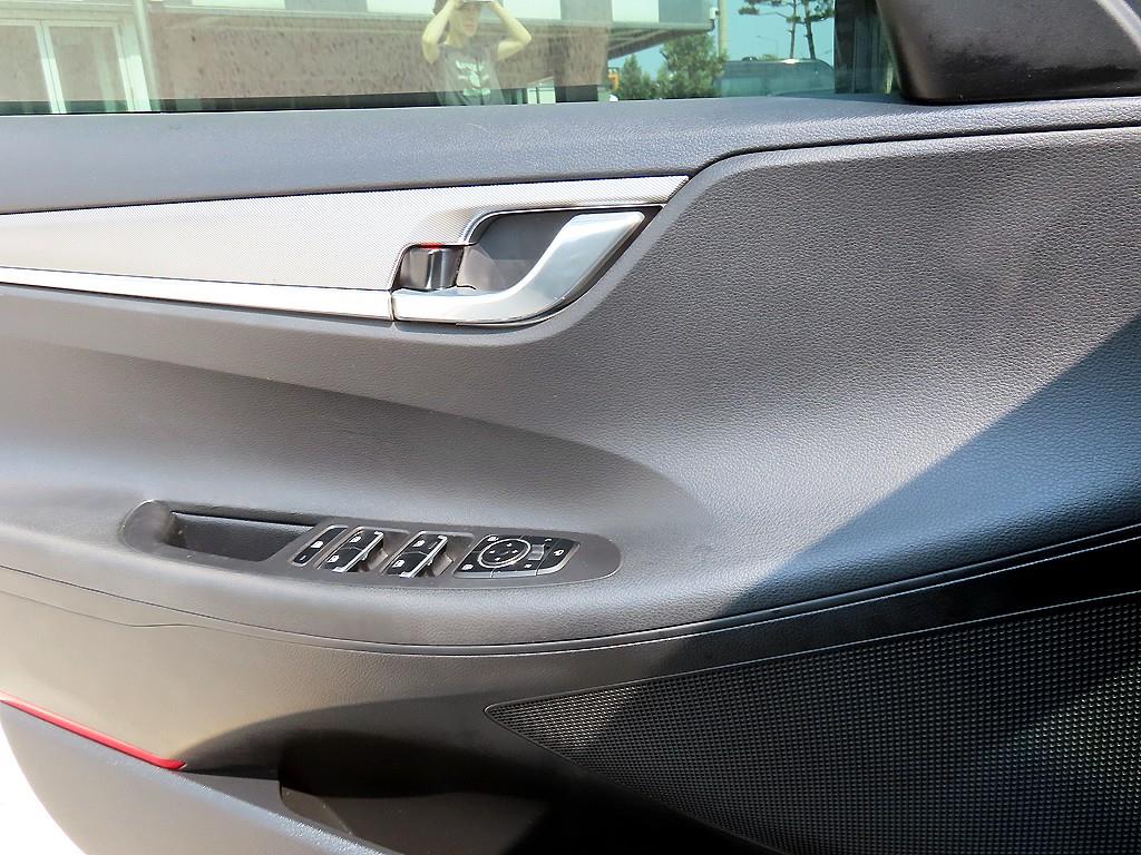 HYUNDAI Grandeur 2020 Negro - Importación desde Corea - HF Imports Iquique - Foto 13