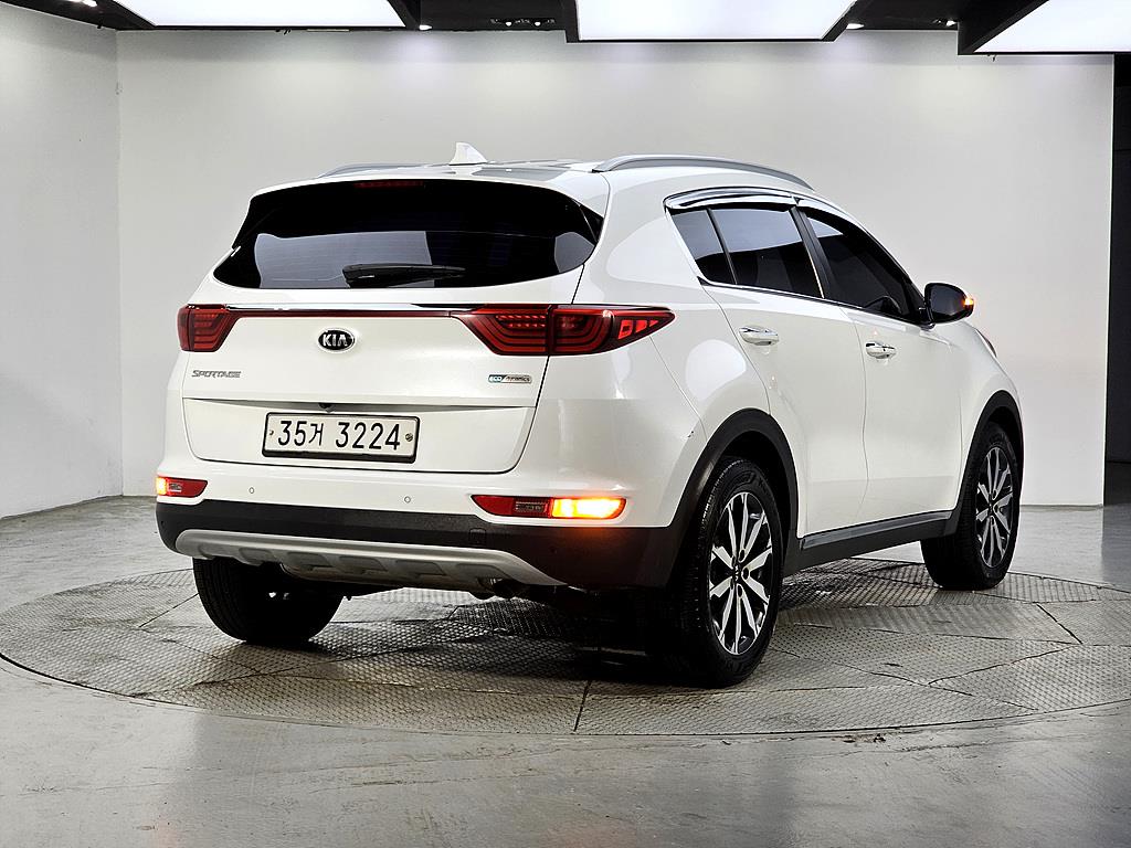 KIA Sportage - Vista 6