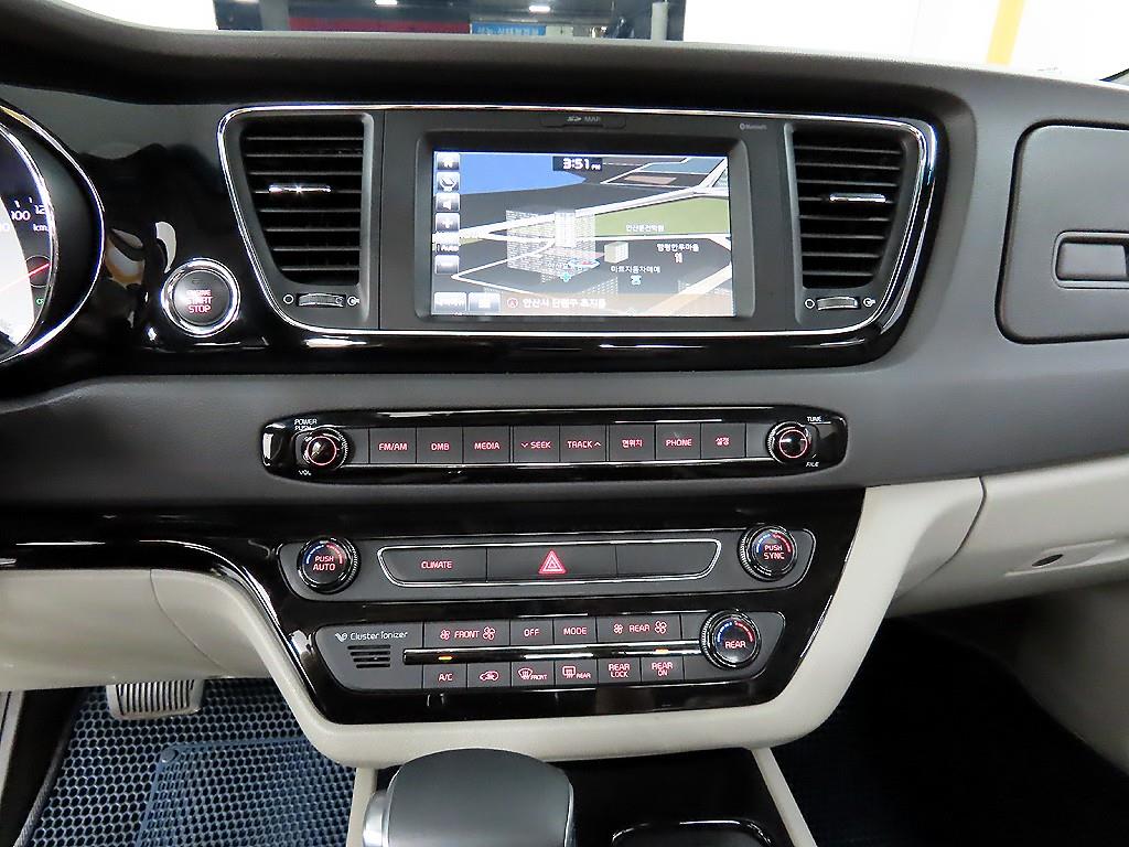 KIA Carnival 2016 - Importación desde Corea - HF Imports Iquique - Foto 16