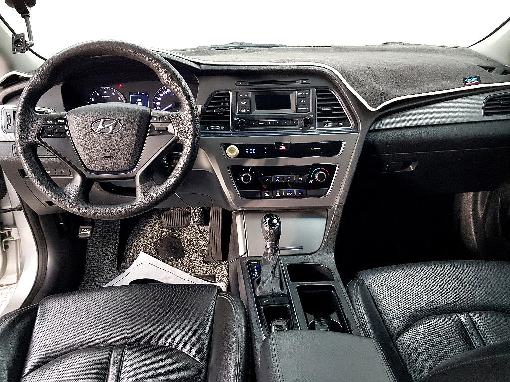 HYUNDAI Sonata - Vista 7