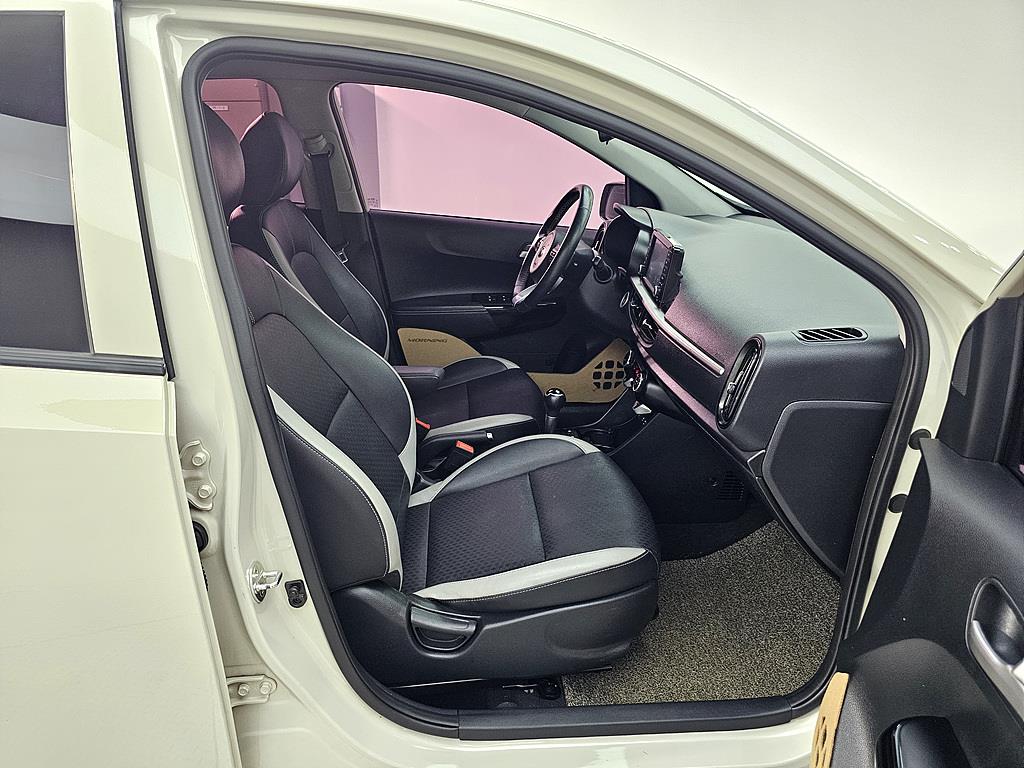 KIA Morning - Vista 11
