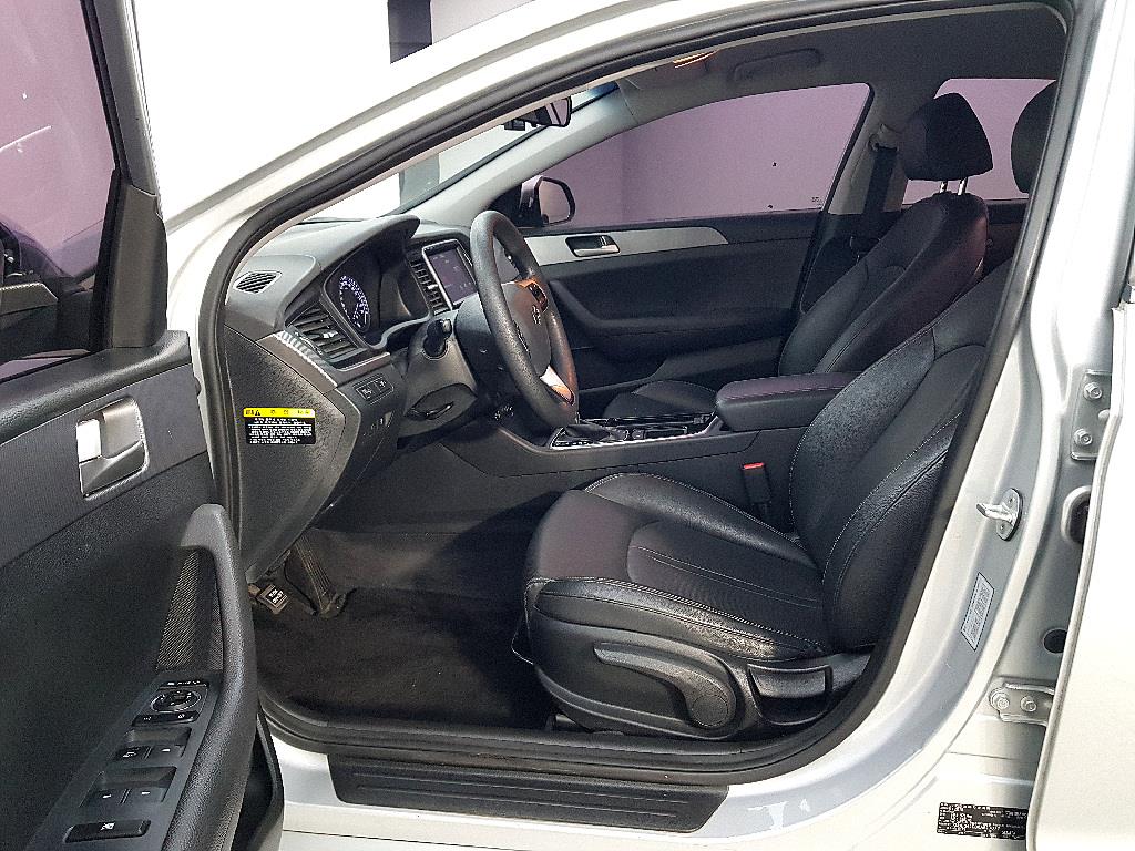 HYUNDAI Sonata - Vista 10