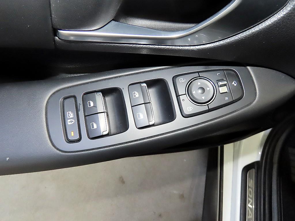 HYUNDAI Sonata 2019 Blanco - Importación desde Corea - HF Imports Iquique - Foto 15