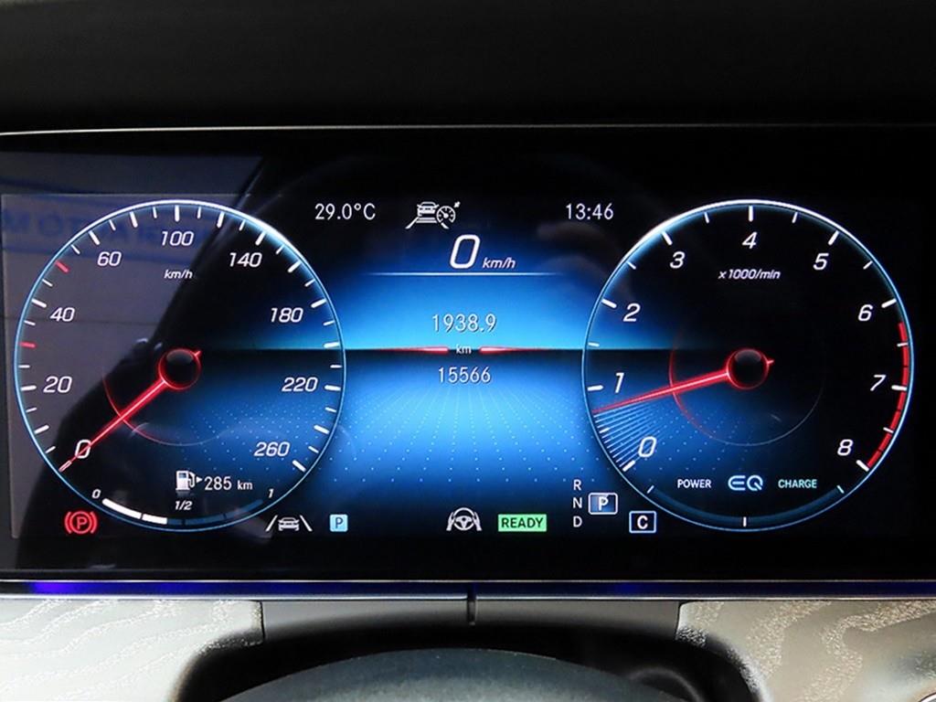 Mercedes Benz E class - Vista 10