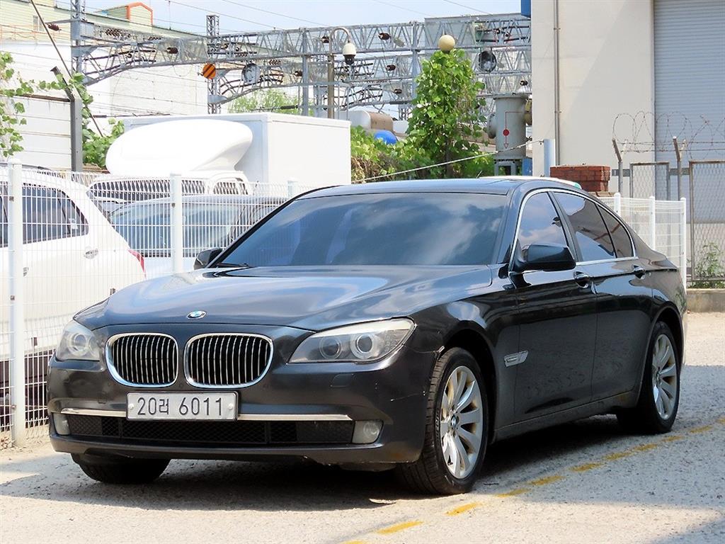BMW 7 Series - Vista 2
