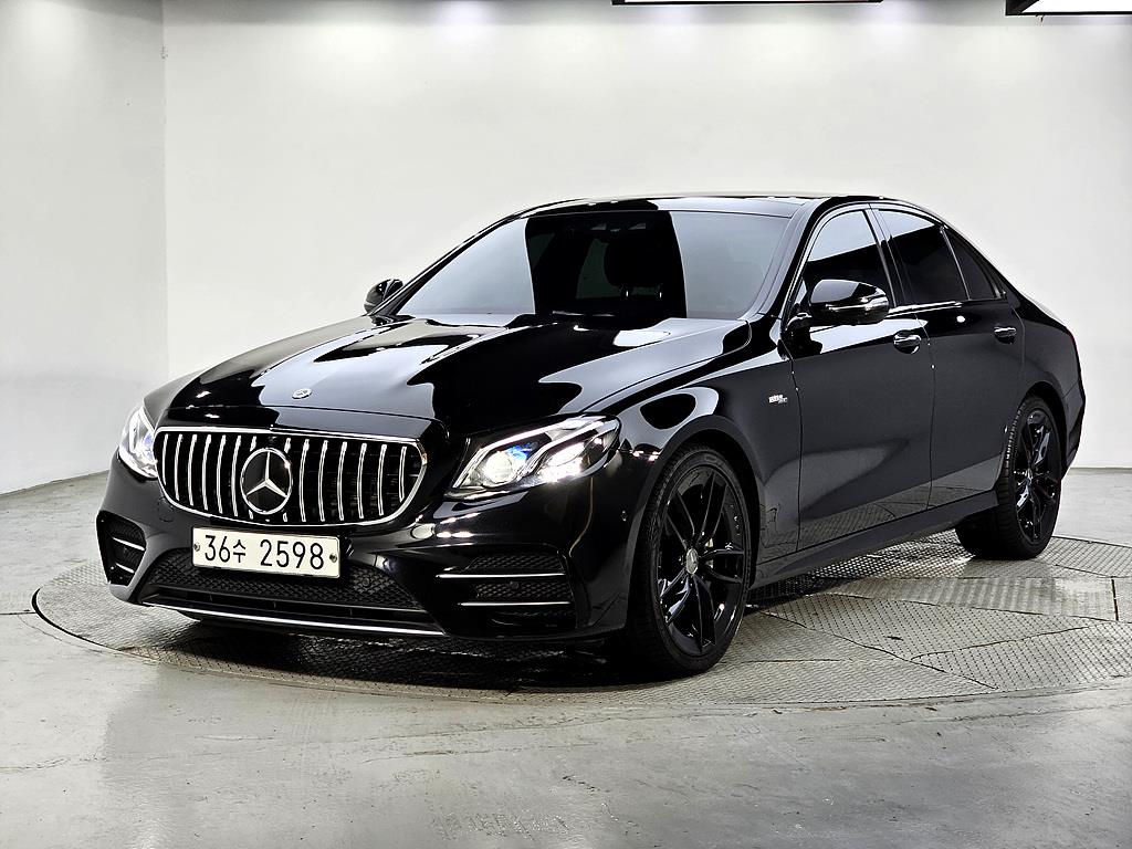 Mercedes Benz E class 2019 Negro - Importación desde Corea - HF Imports Iquique - Foto 1