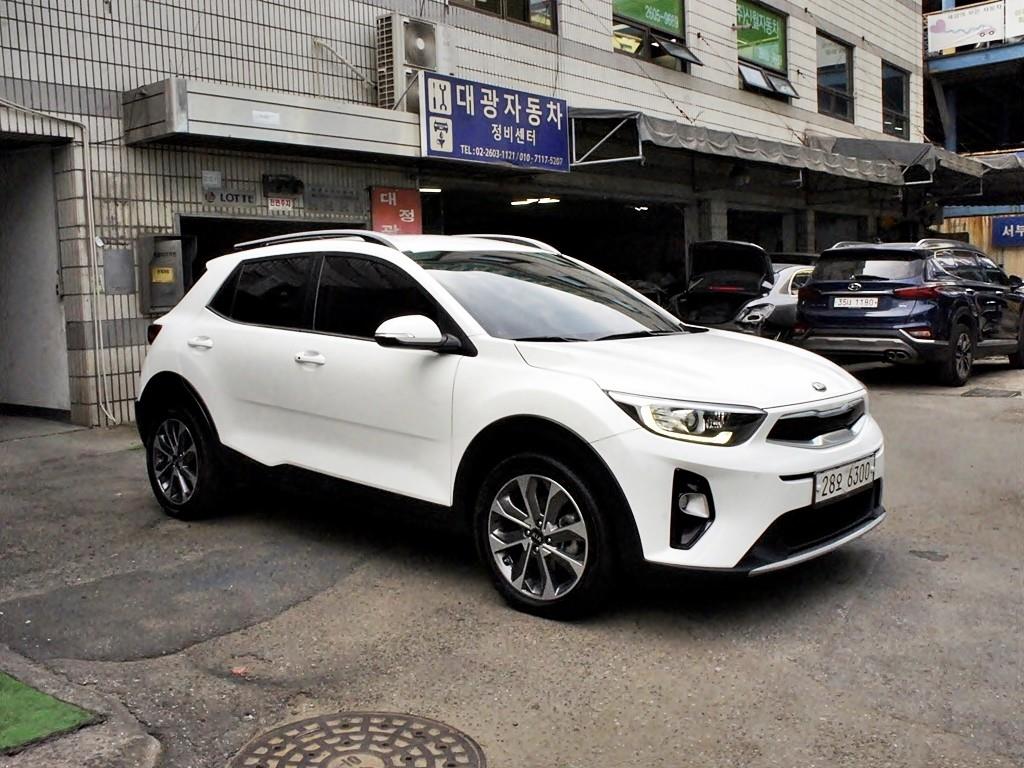 KIA Stonic - Vista 2