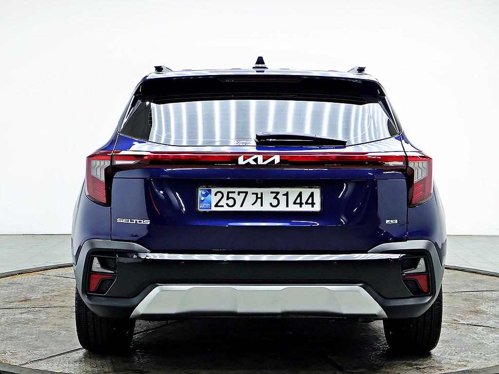 KIA Seltos - Vista 3