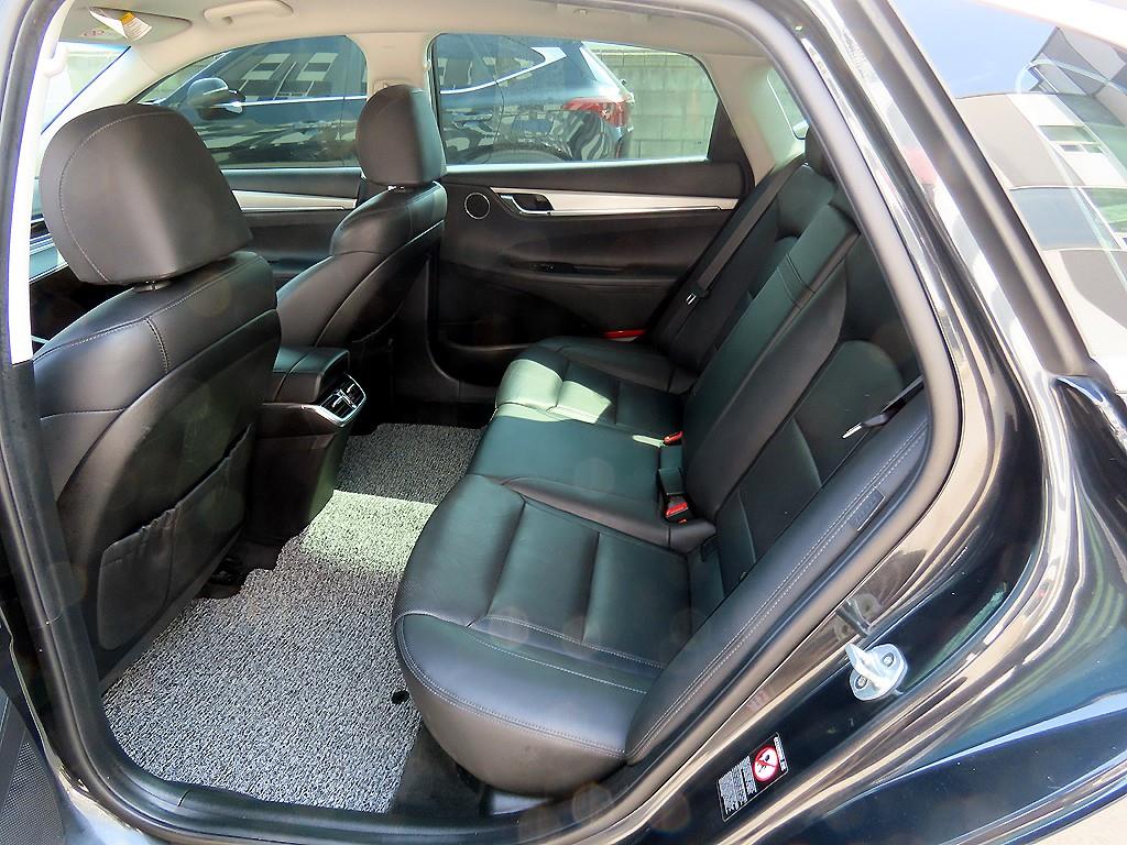 HYUNDAI Grandeur - Vista 8