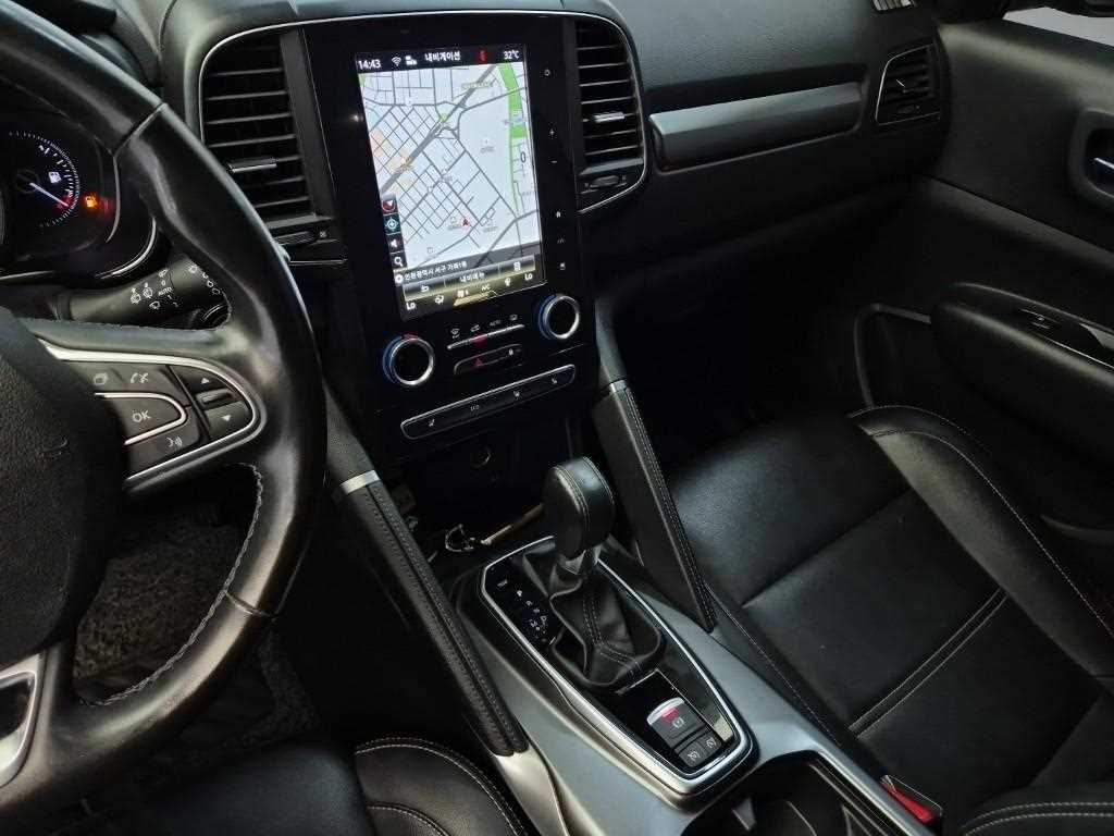 SAMSUNG QM6 - Vista 11