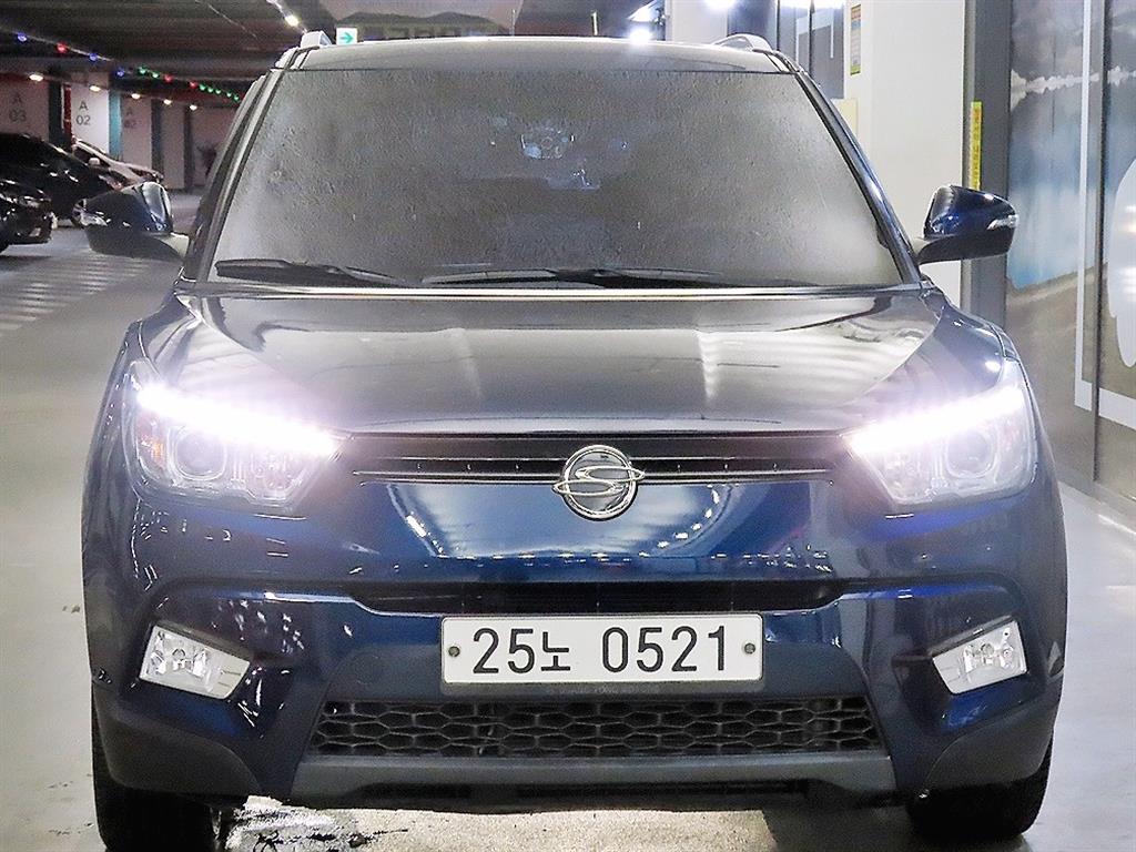 Ssangyong Tivoli - Vista 2