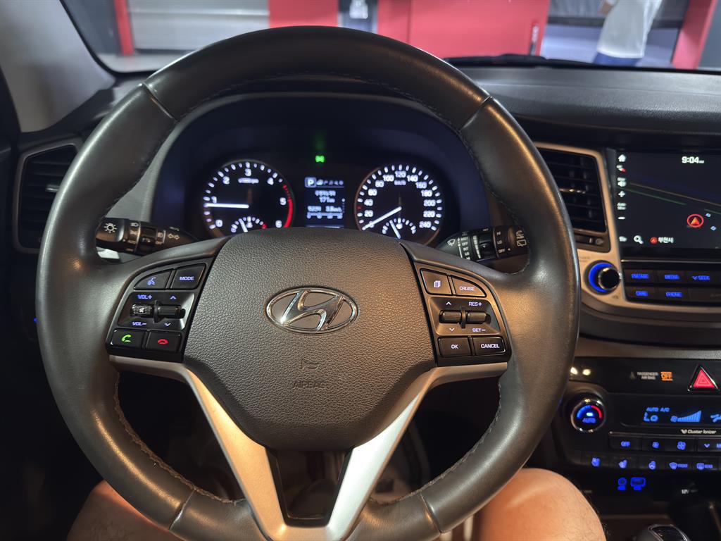 HYUNDAI Tucson 2018 Blanco - Importación desde Corea - HF Imports Iquique - Foto 13