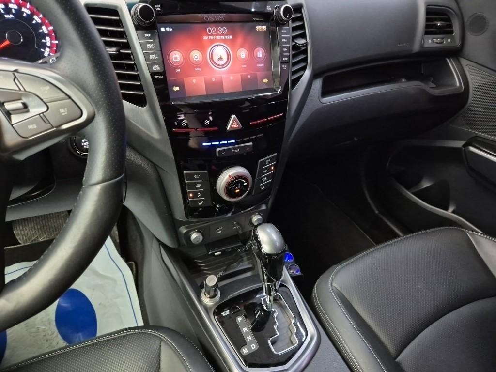 Ssangyong Tivoli - Vista 10