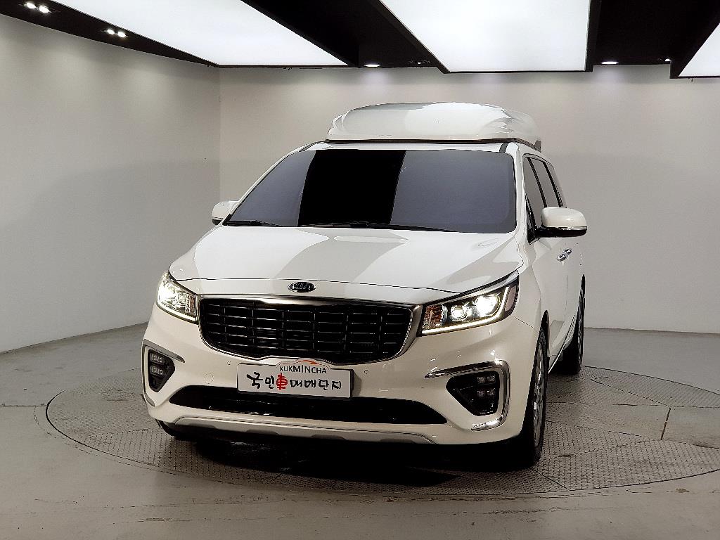 KIA Carnival - Vista 2