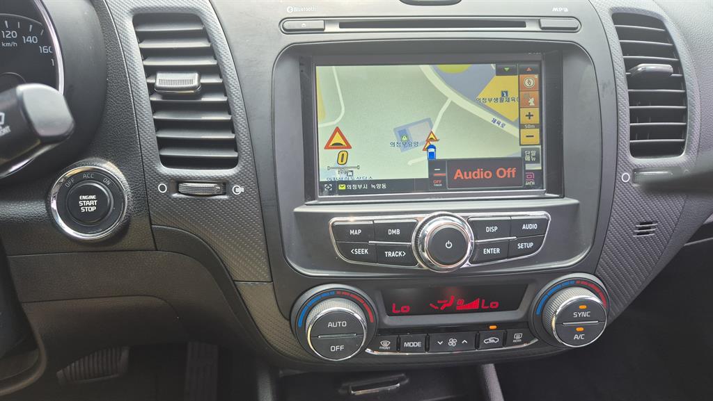 KIA K3 - Vista 8