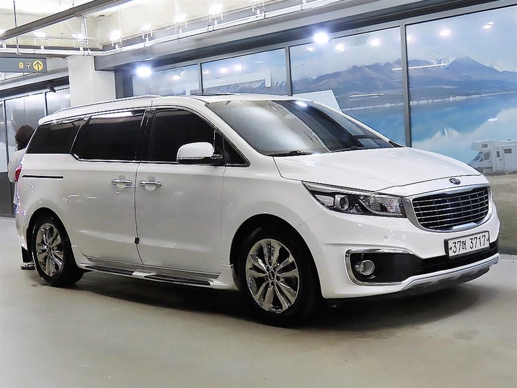 KIA Carnival 2014 Blanco - Importación desde Corea - HF Imports Iquique - Foto 1