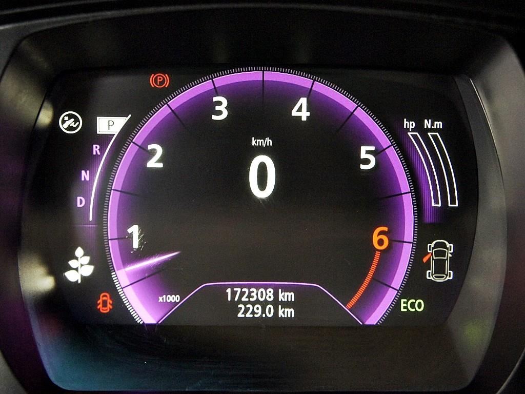 SAMSUNG QM6 - Vista 11