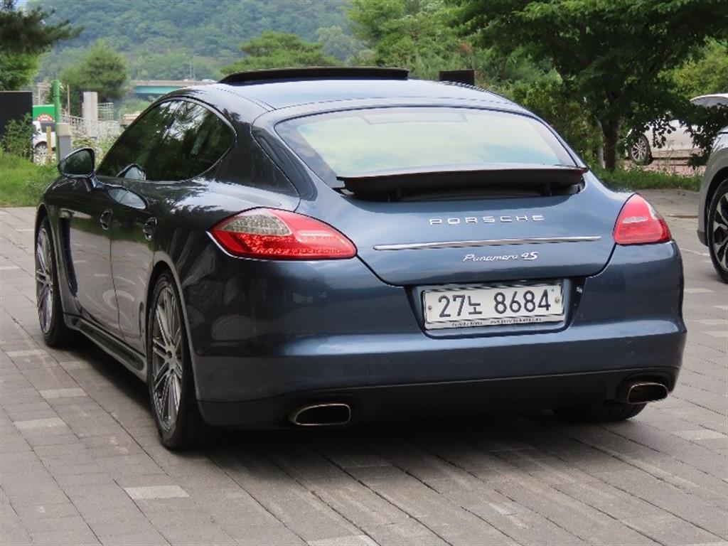 Porsche Panamera - Vista 6