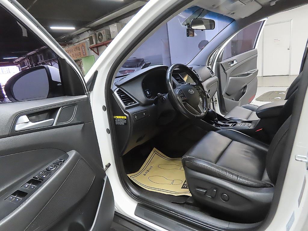 HYUNDAI Tucson 2015 Blanco - Importación desde Corea - HF Imports Iquique - Foto 14