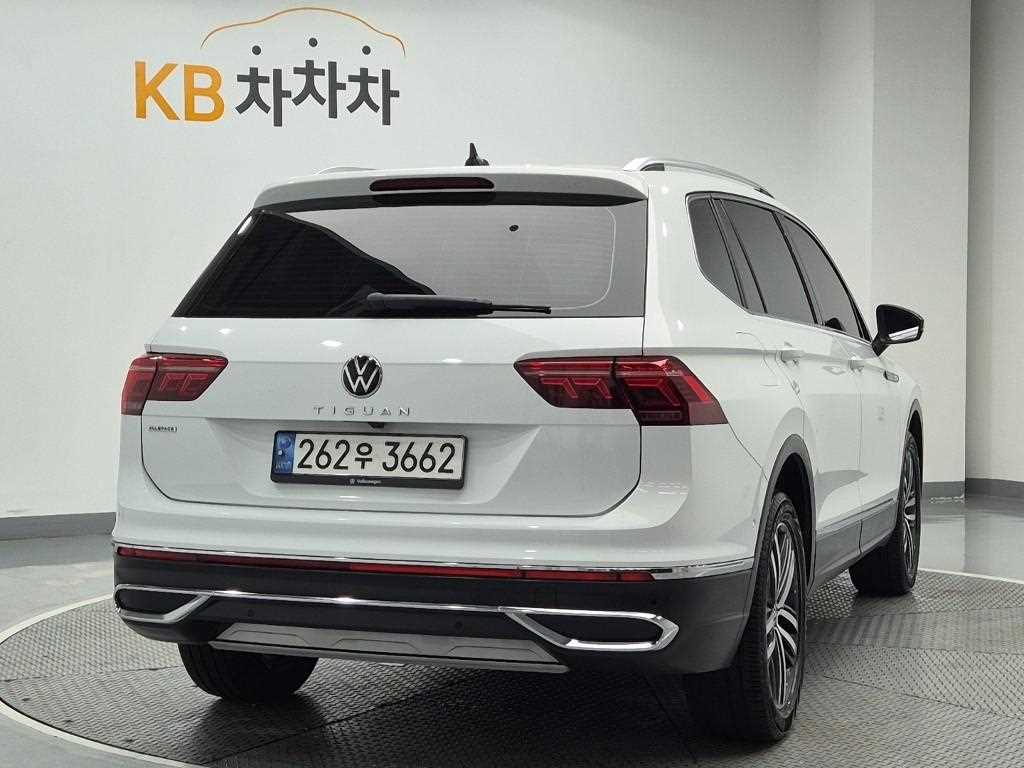 Volkswagen Tiguan - Vista 3