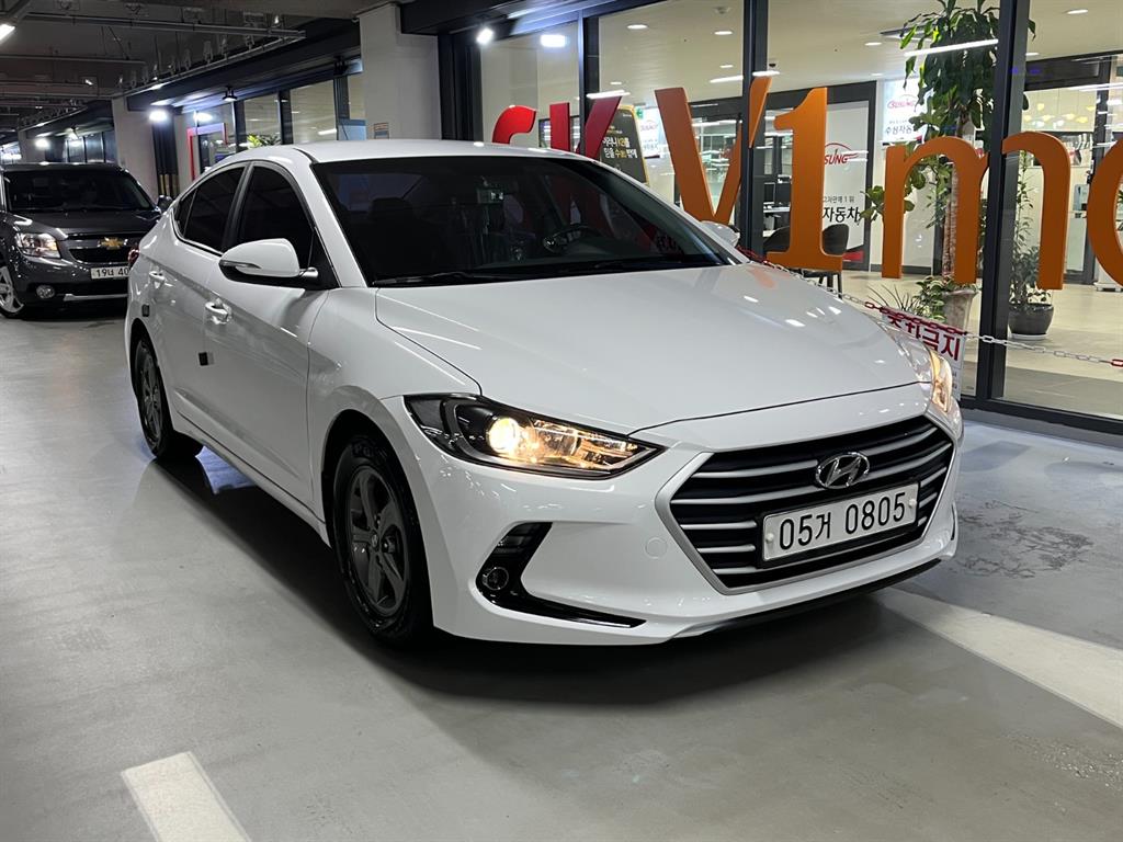 HYUNDAI Avante 2015 Blanco - Importación desde Corea - HF Imports Iquique - Foto 1