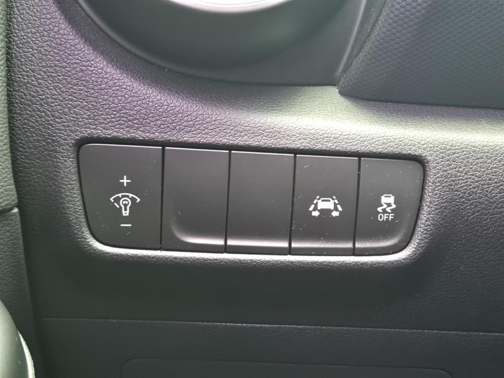 HYUNDAI Kona 2019 Blanco - Importación desde Corea - HF Imports Iquique - Foto 19