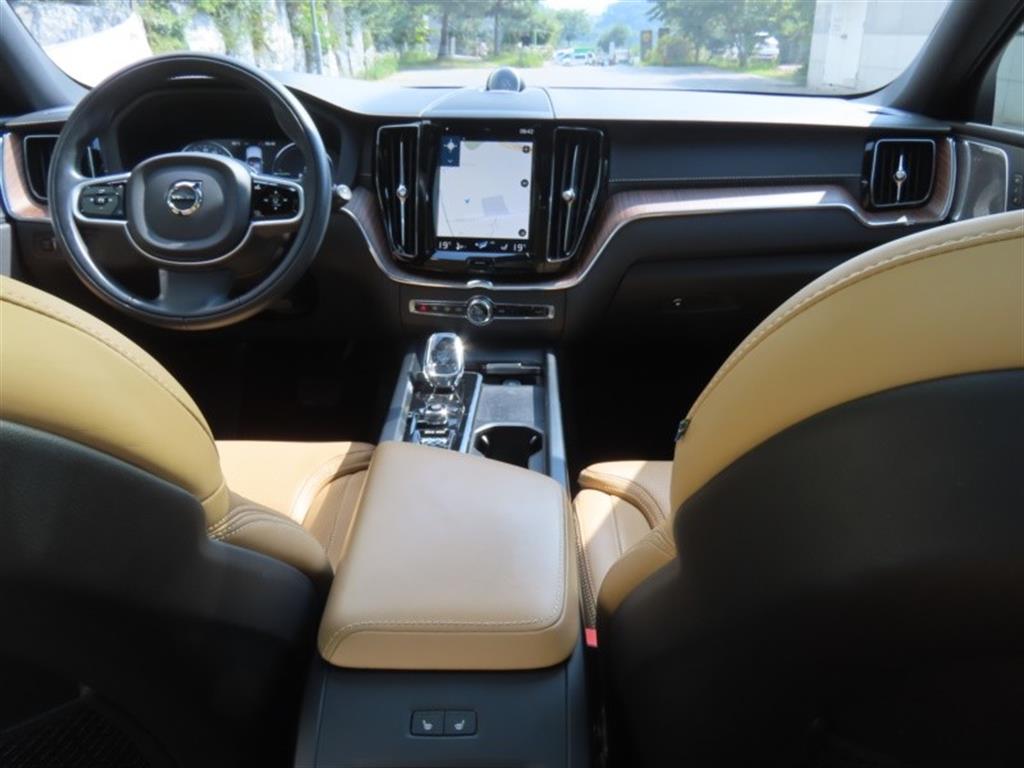 Volvo XC60 2021 - Importación desde Corea - HF Imports Iquique - Foto 17