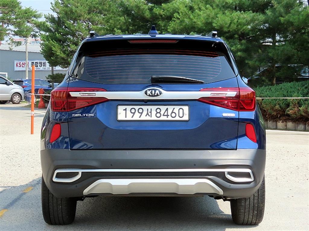 KIA Seltos - Vista 6