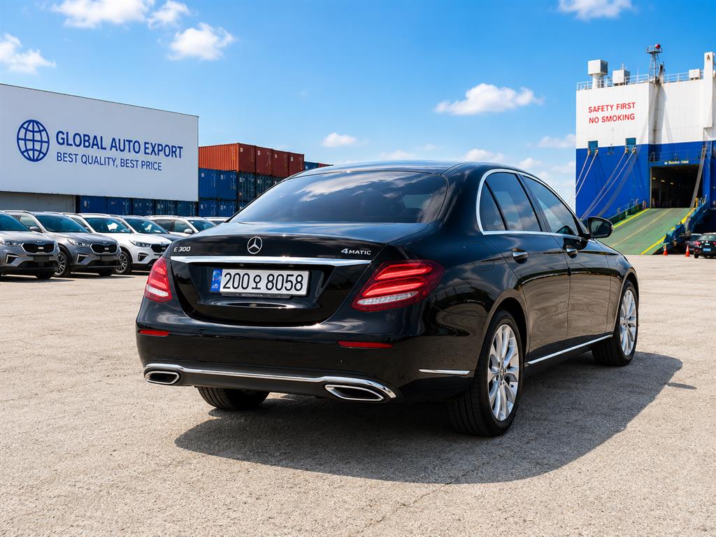 Mercedes Benz E class - Vista 6