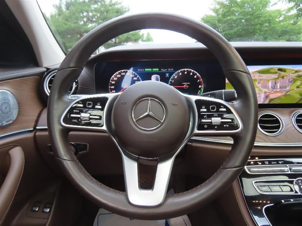 Mercedes Benz E class 2019 Gris - Importación desde Corea - HF Imports Iquique - Foto 17