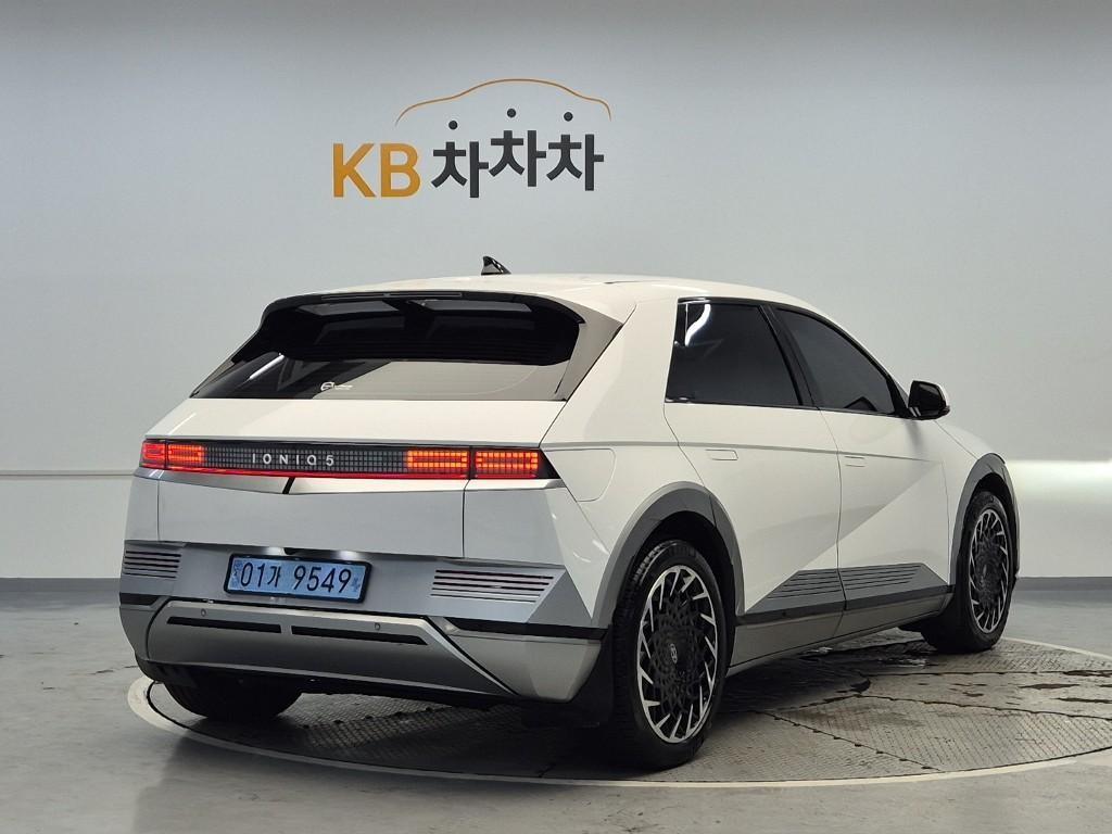 HYUNDAI Ioniq 5 - Vista 3