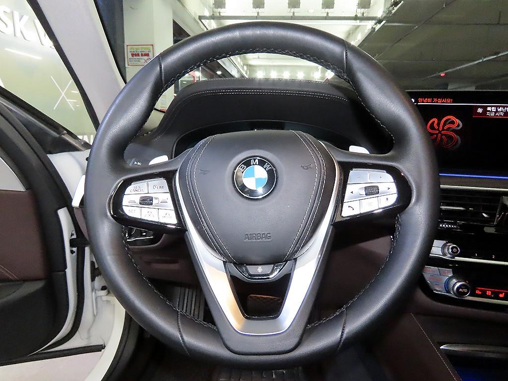 BMW 5 Series - Vista 10