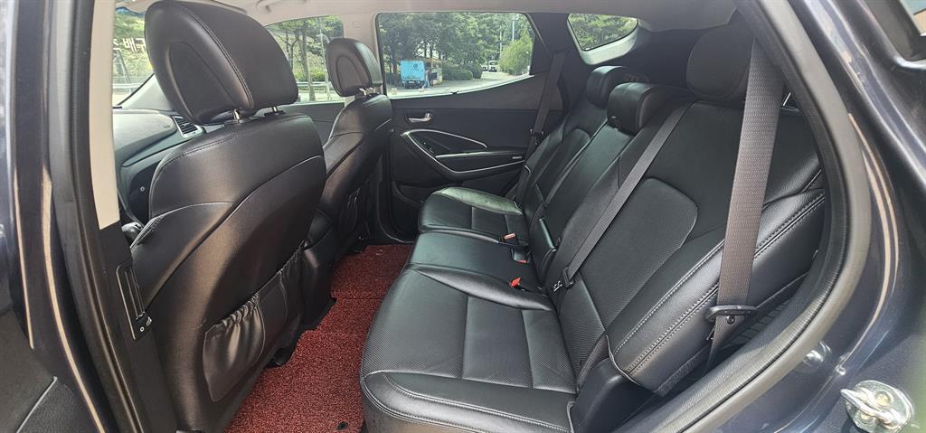HYUNDAI Santa Fe - Vista 9
