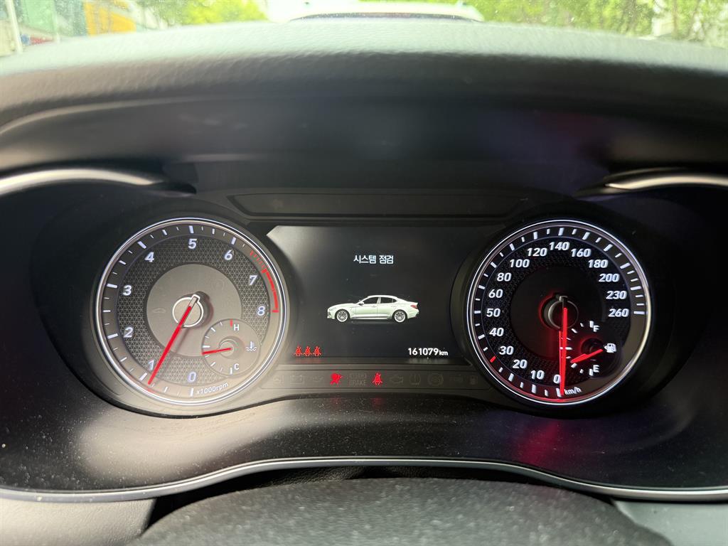 Genesis G70 - Vista 11