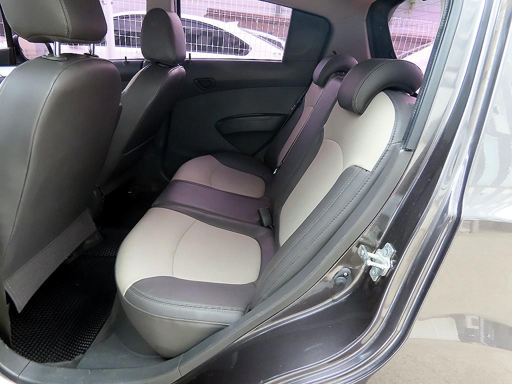 Chevrolet Spark - Vista 8