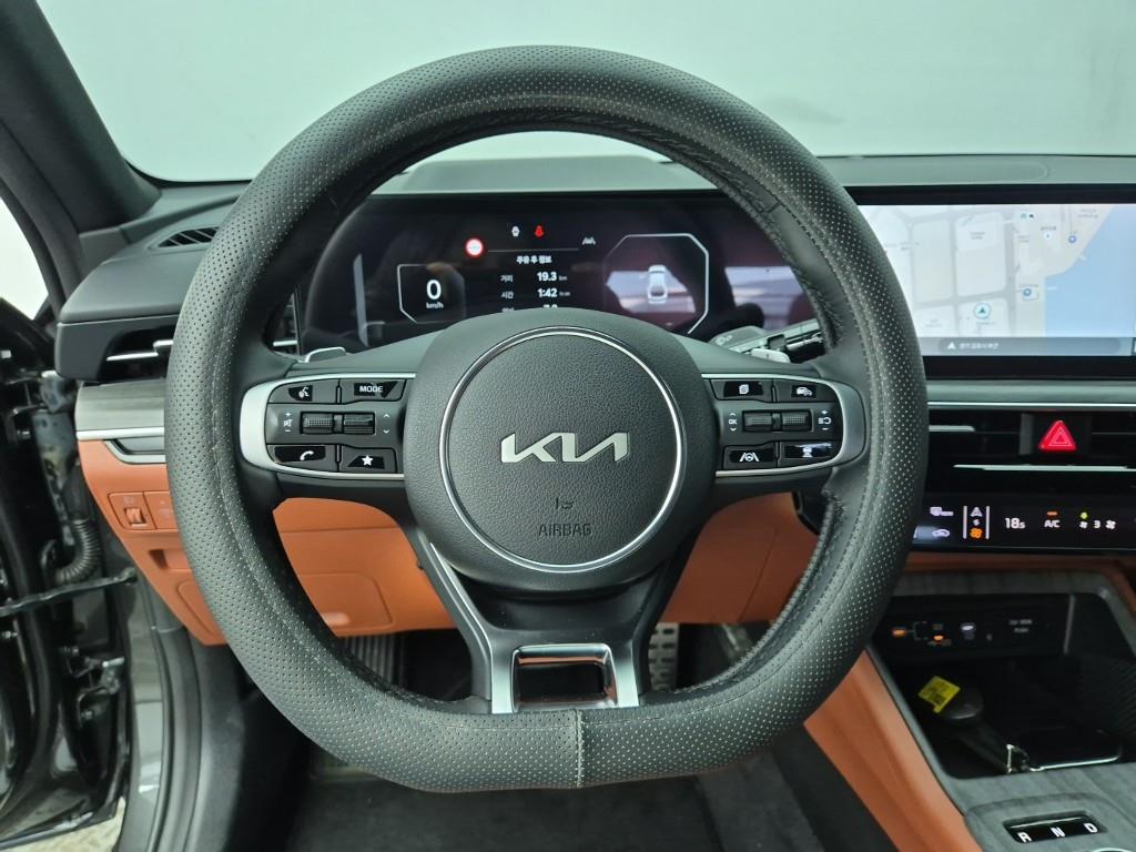 KIA K5 - Vista 11