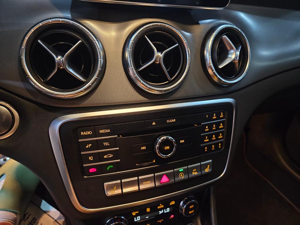 Mercedes Benz CLA Class 2018 Blanco - Importación desde Corea - HF Imports Iquique - Foto 17