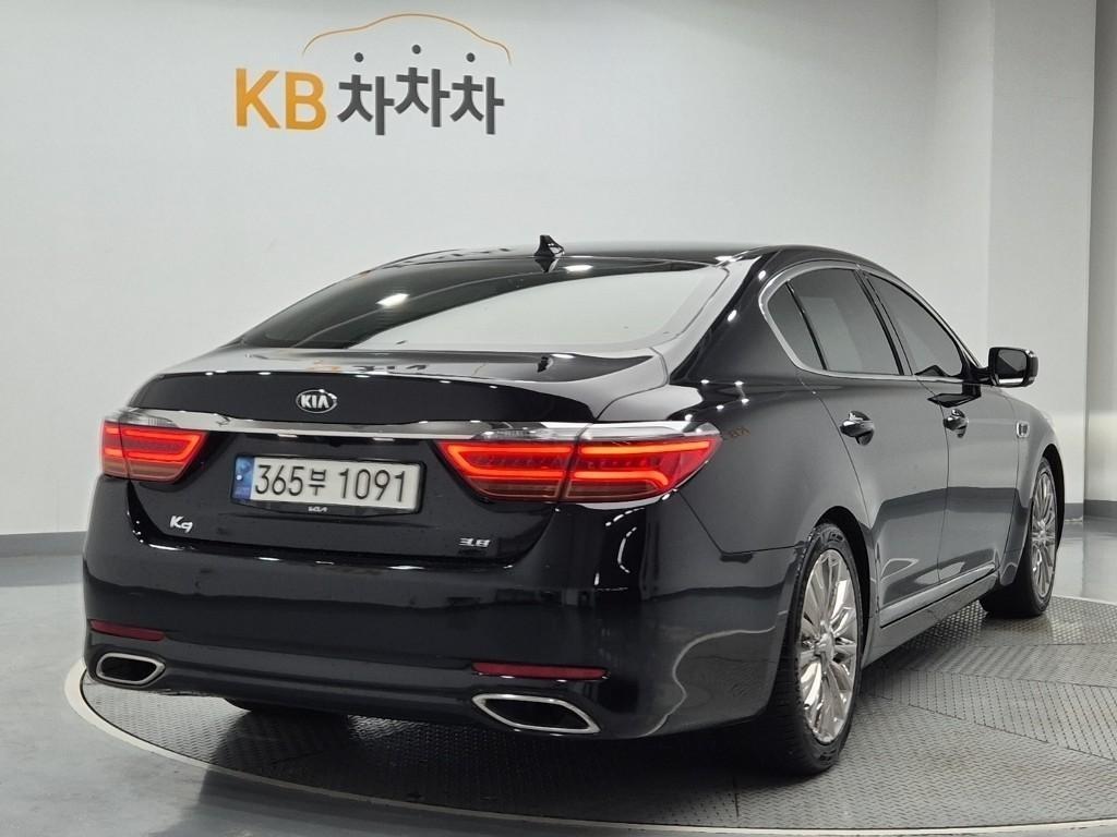KIA K9 - Vista 3