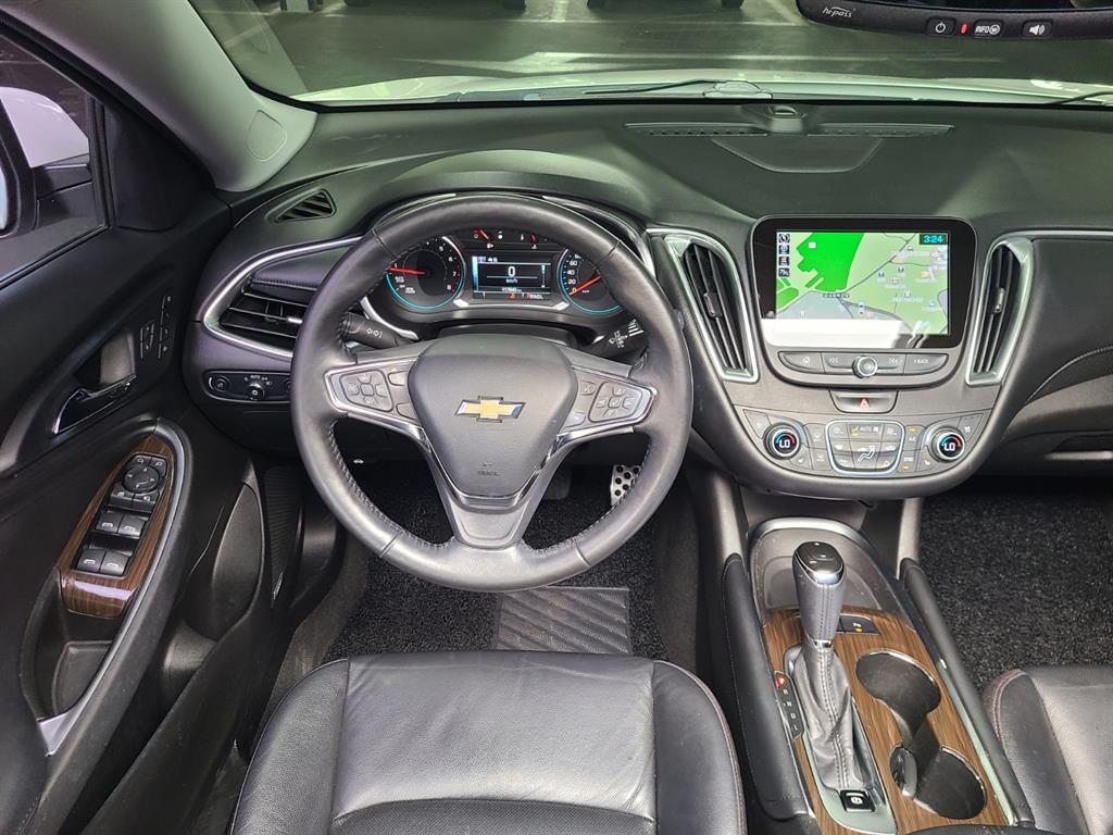 Chevrolet Malibu - Vista 7