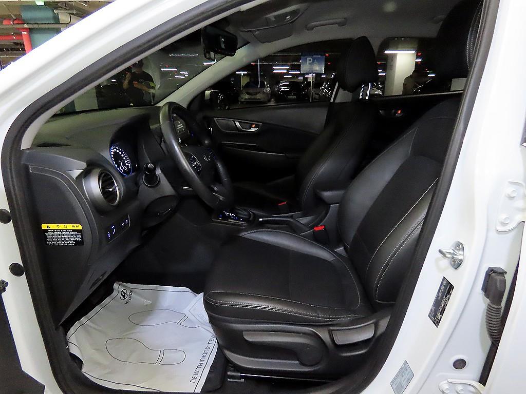 HYUNDAI Kona - Vista 8
