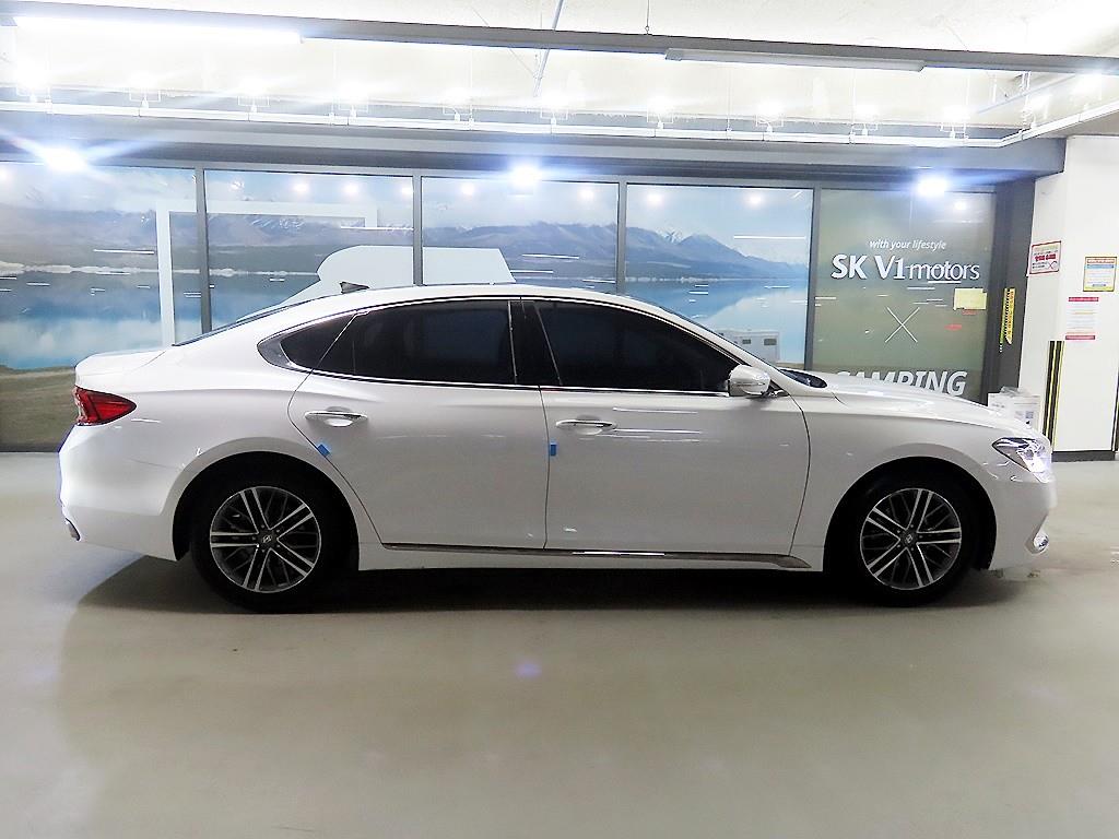 HYUNDAI Grandeur - Vista 3