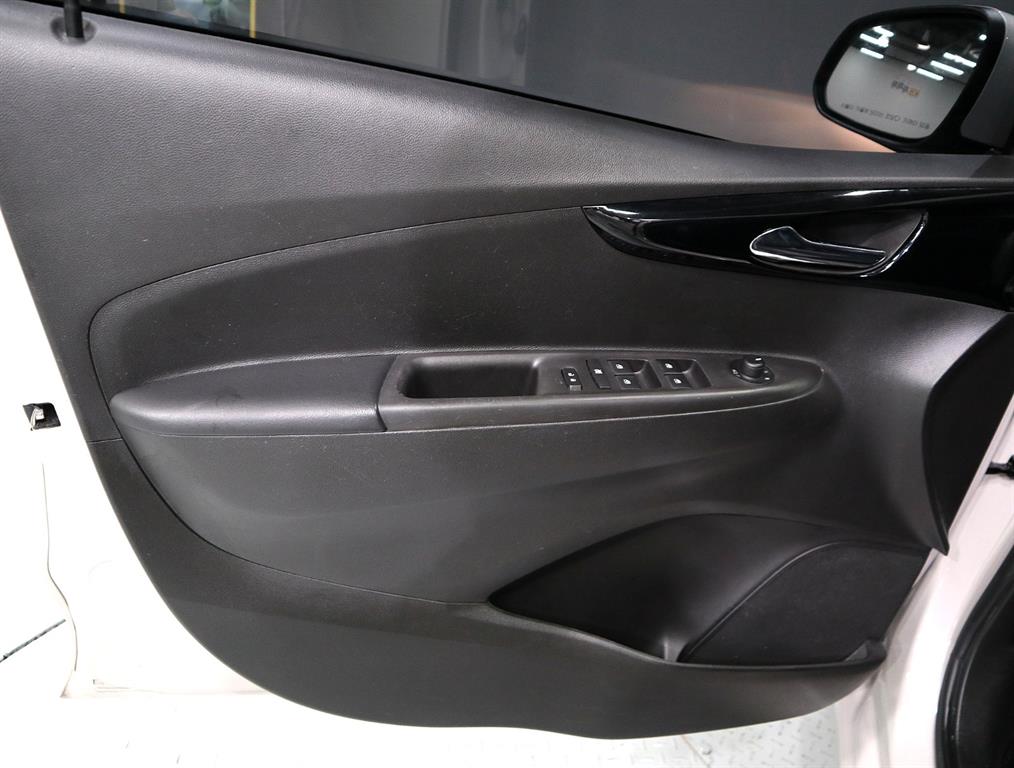 Chevrolet Spark - Vista 10