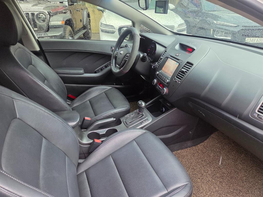 KIA K3 2013 Blanco - Importación desde Corea - HF Imports Iquique - Foto 15