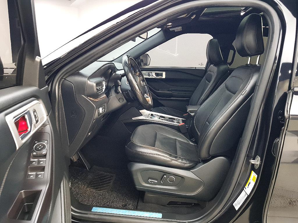 Ford Explorer - Vista 10